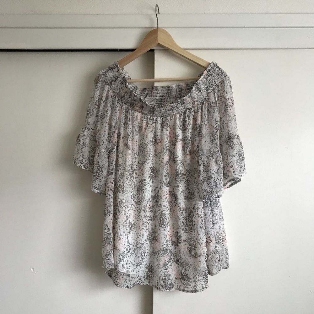 Torrid Off the Shoulder Bell Sleeve Top*